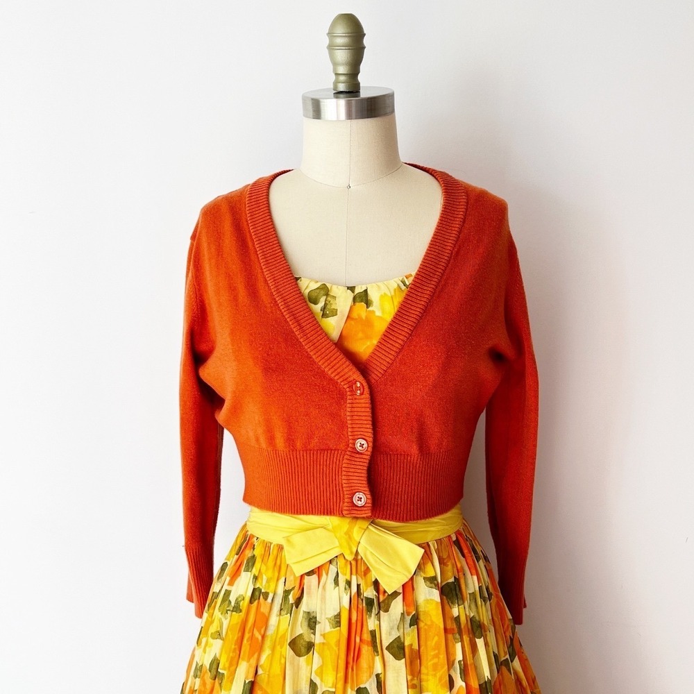 Fervour Cropped Cardigan Orange V-Neck Button Front Knit Sweater L